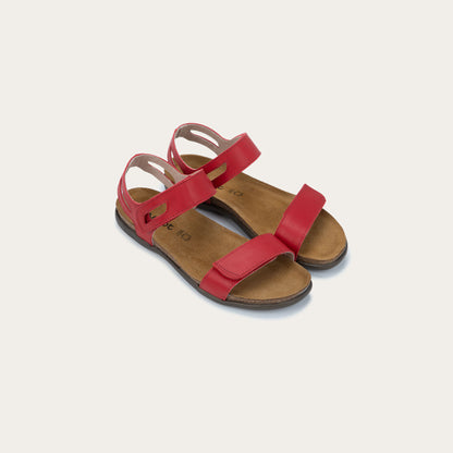 Courtney - C60 Kiss Red