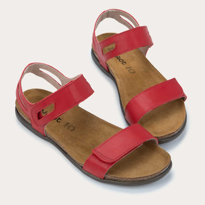 Courtney - C60 Kiss Red