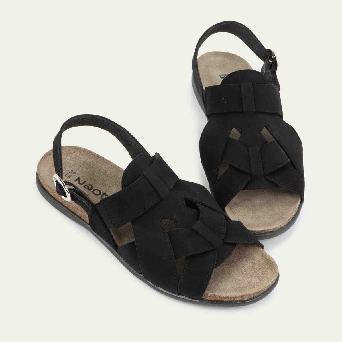 Everly - B12 Black Velvet