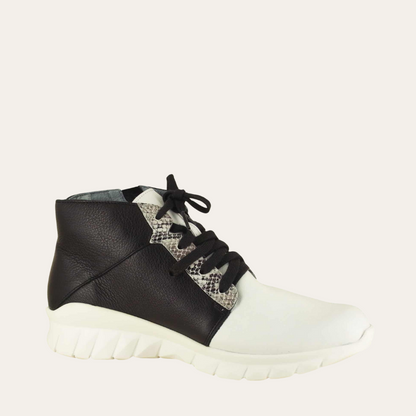 Polaris - WC1 White Black Combo